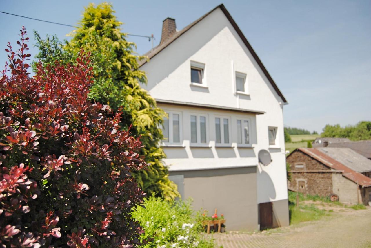 Stilvolles Eifelhaus Am Nuerburgring Mit Eigenem Garten Boos Buitenkant foto