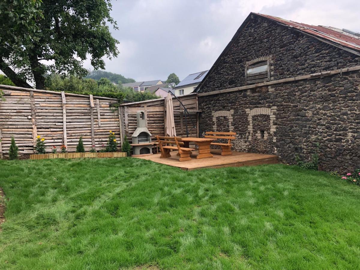 Stilvolles Eifelhaus Am Nuerburgring Mit Eigenem Garten Boos Buitenkant foto
